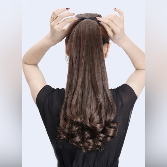 Other - MEDIUM curly ponytail synthetic hair extensions